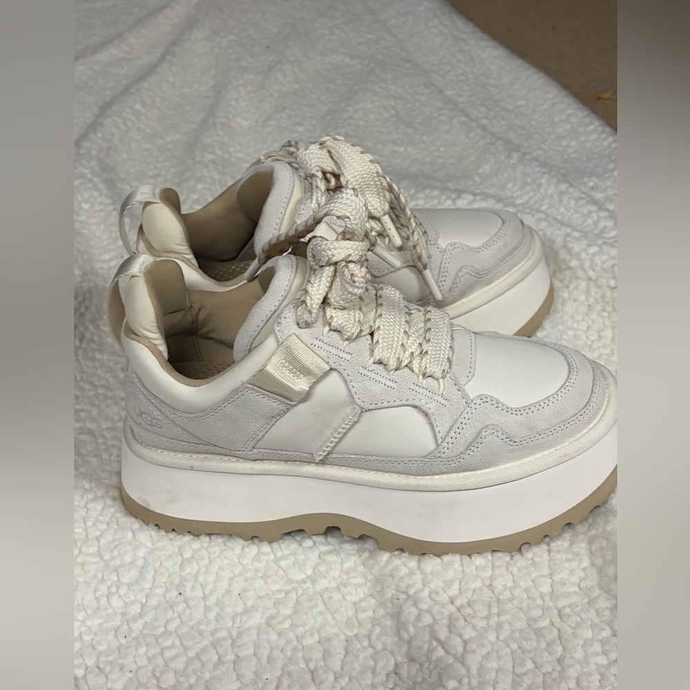 NWOT Ugg Astromel in Jasmine Size 7 - Picture 6 of 11